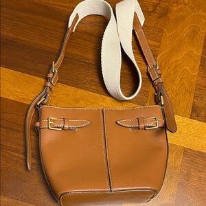 Tan Leather Crossbody Bag, leather, Zara, cute!! Adjustable strap:) 9x7 inches